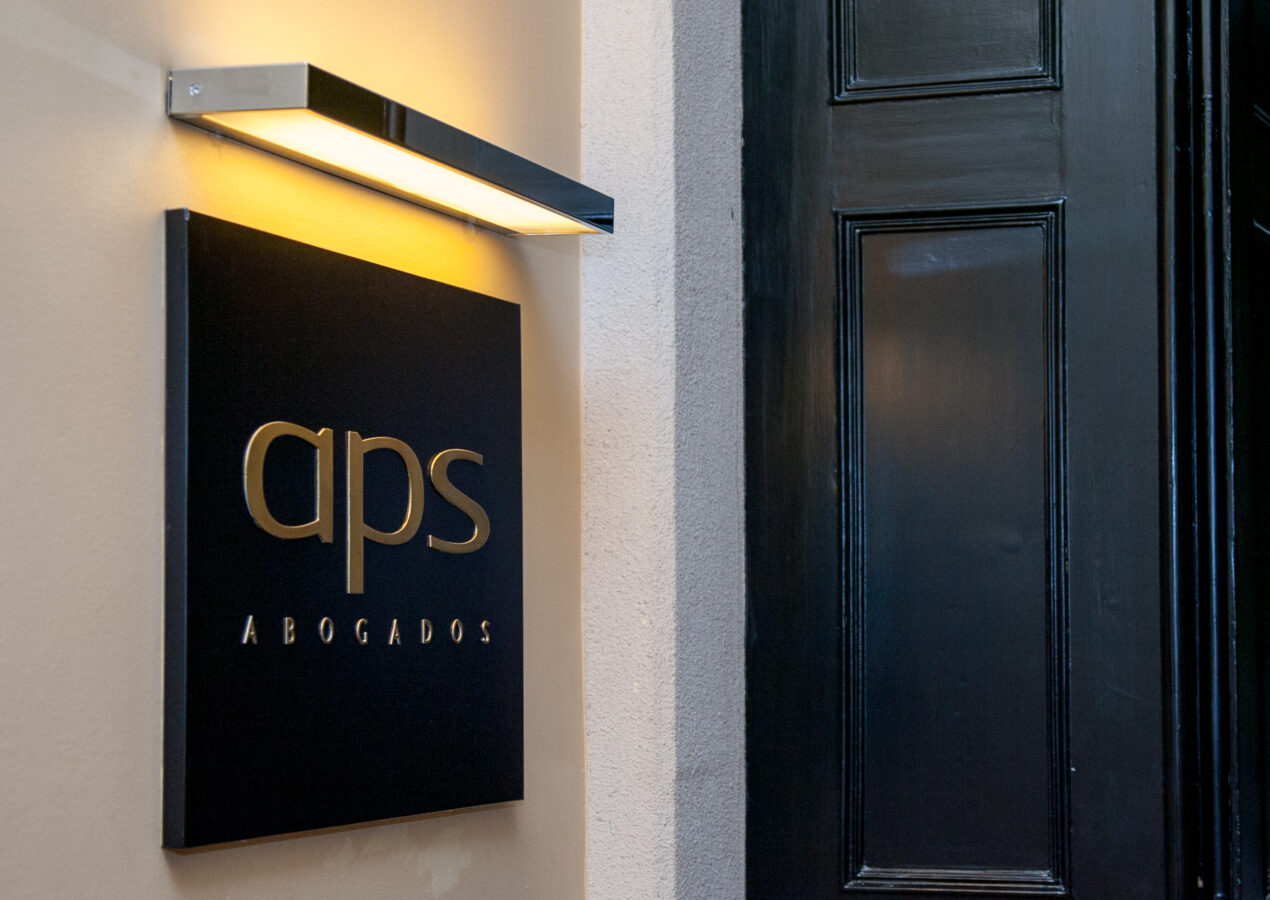 APS Abogados nos confía la limpieza de su despacho en La Coruña